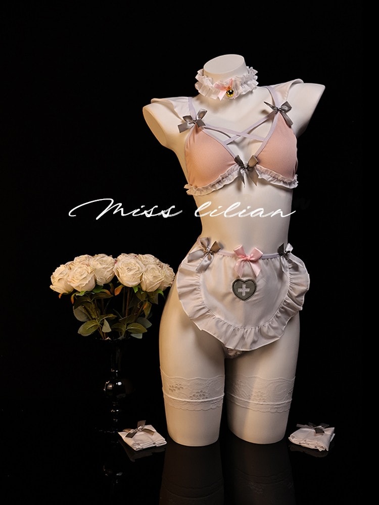 Bộ đồ ngủ gợi cảm hồng đào