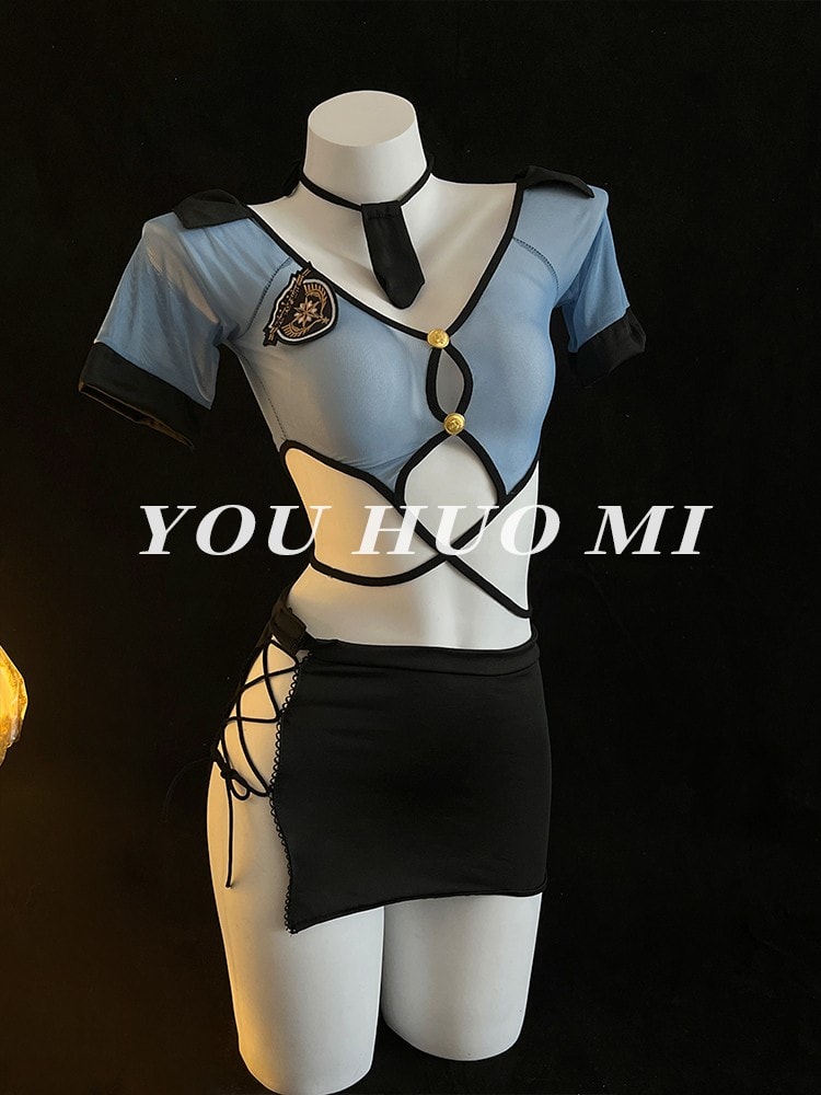 Bộ đồng phục cảnh sát xuyên thấu