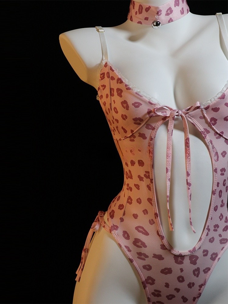 Trang phục honey rabbit họa tiết da báo hồng nhạt - 3