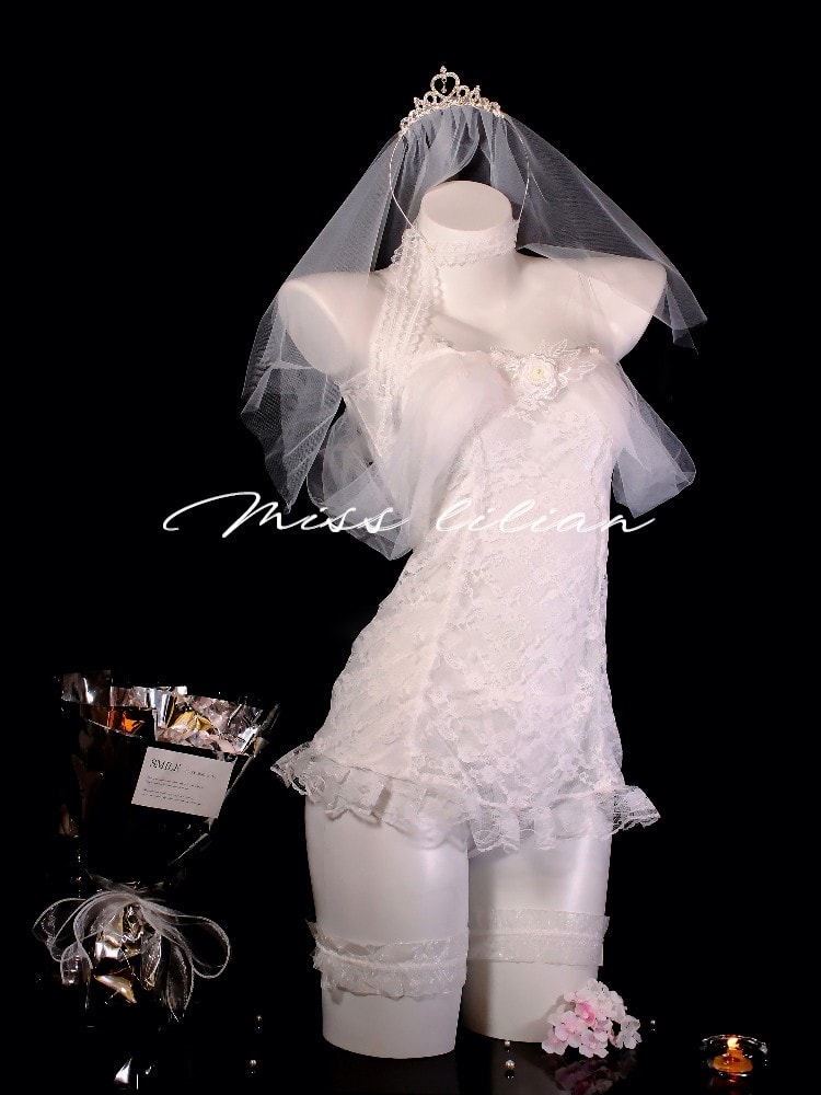 Váy cưới cô dâu ngọt ngào và gợi cảm